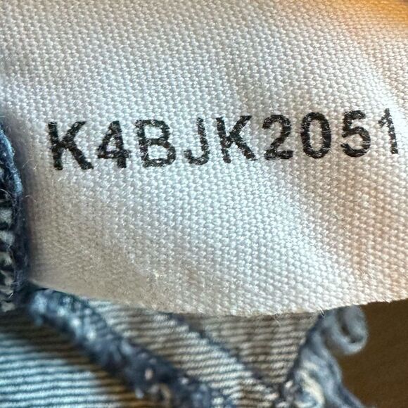 BISHOP + YOUNG Women’s Raw Hem Cropped Denim Jean Jacket Blue Size Medium - Picture 12 of 13